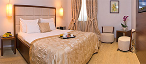Deluxe Room Facilities